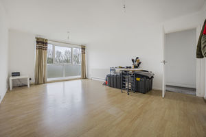 Living Room- click for photo gallery